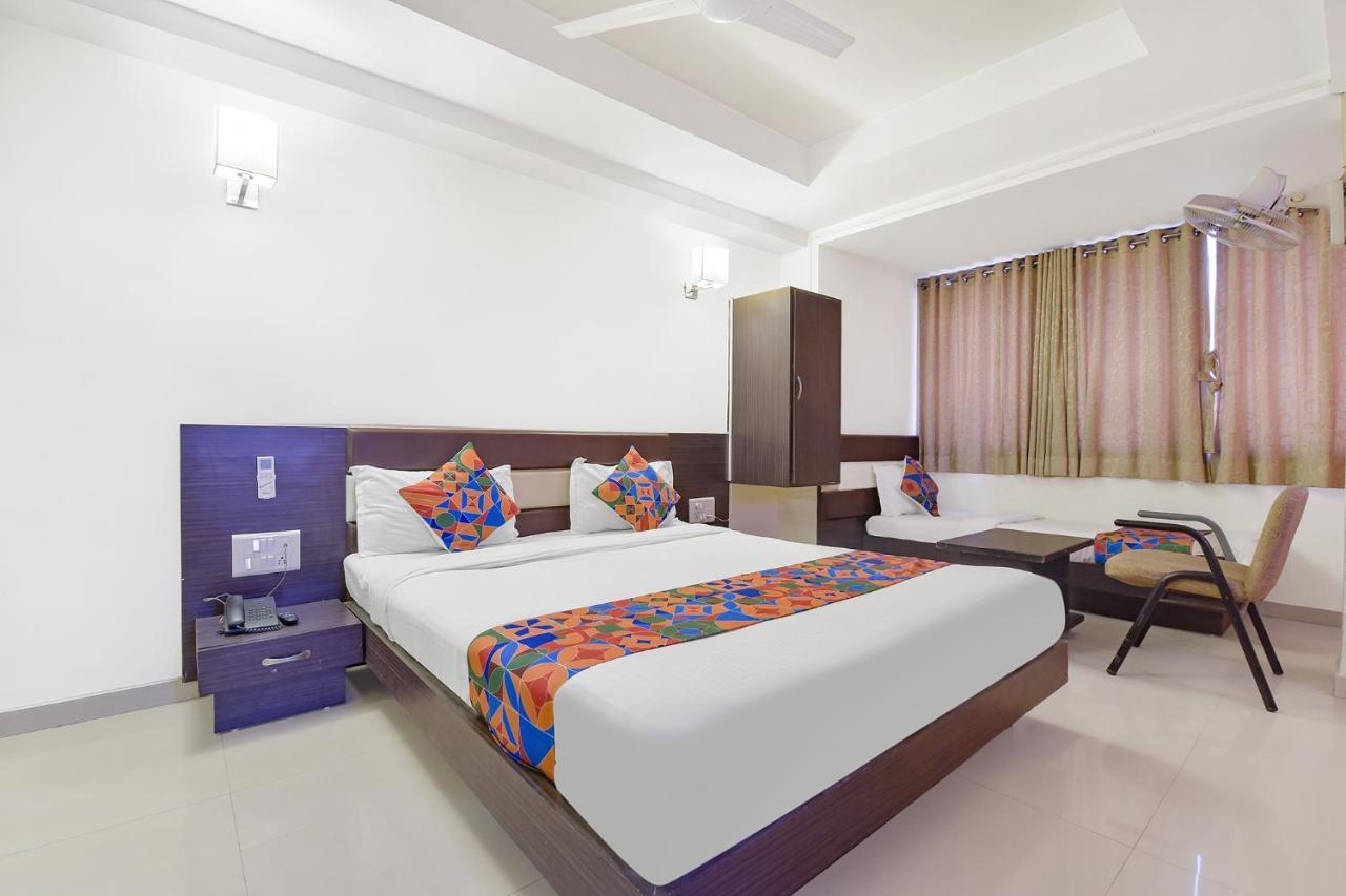 Fabhotel Skyland Αχμπανταμπάντ Εξωτερικό φωτογραφία