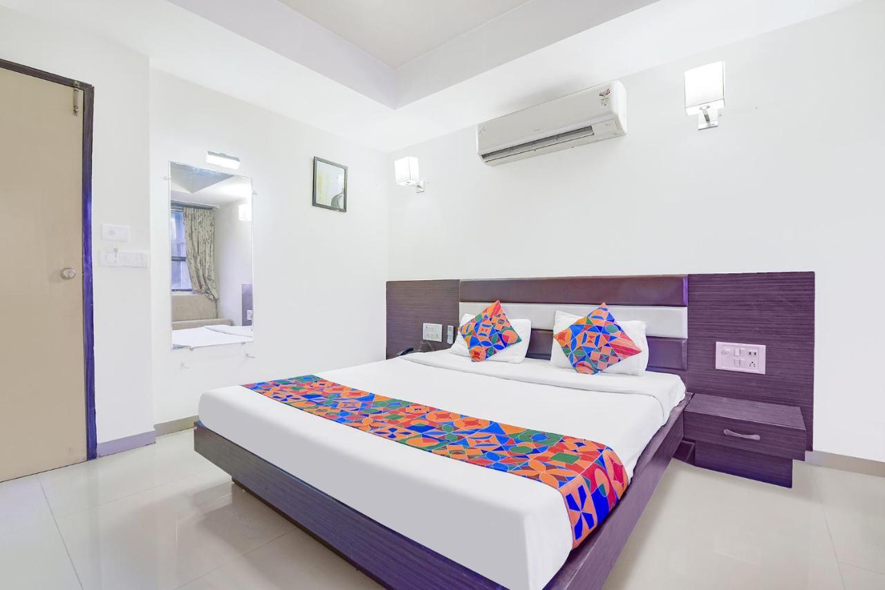 Fabhotel Skyland Αχμπανταμπάντ Εξωτερικό φωτογραφία