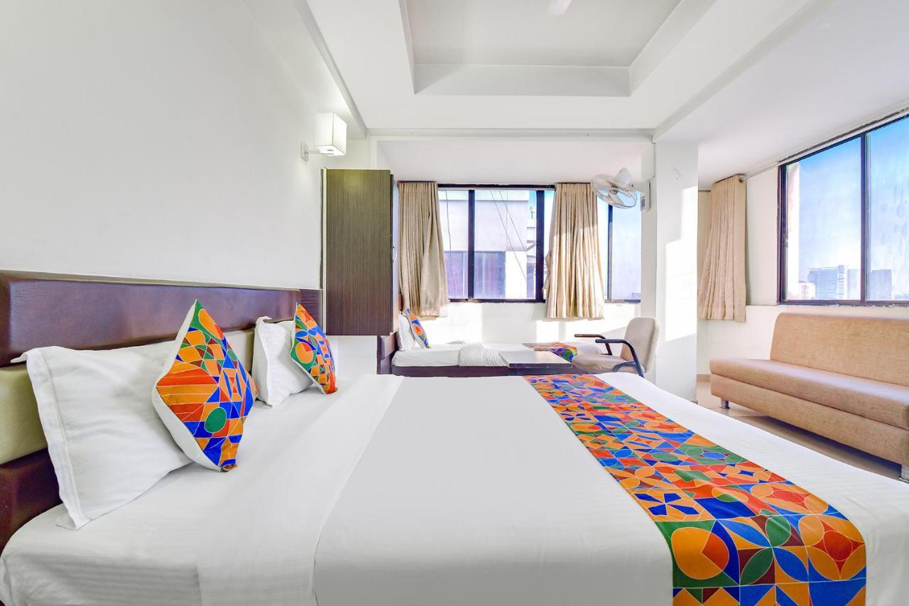 Fabhotel Skyland Αχμπανταμπάντ Εξωτερικό φωτογραφία