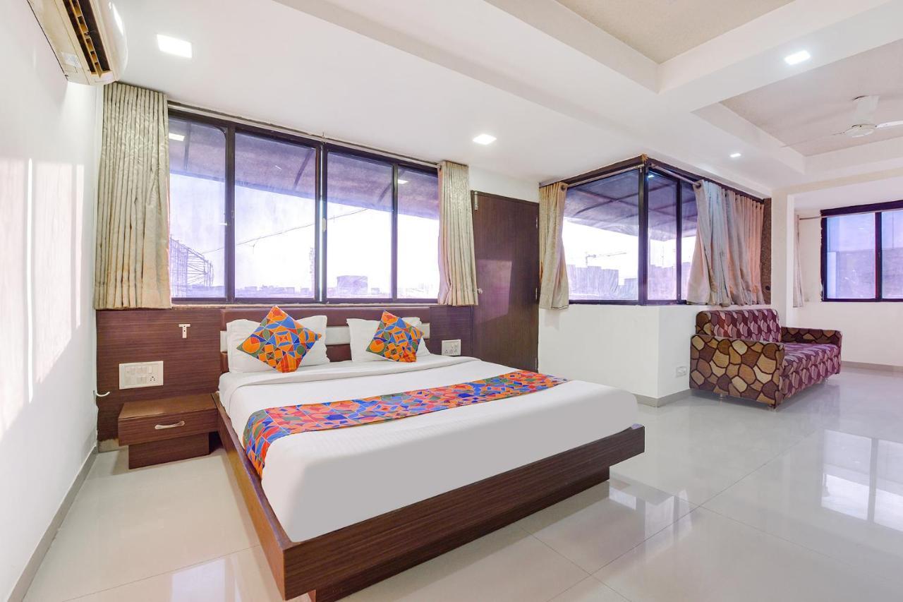 Fabhotel Skyland Αχμπανταμπάντ Εξωτερικό φωτογραφία