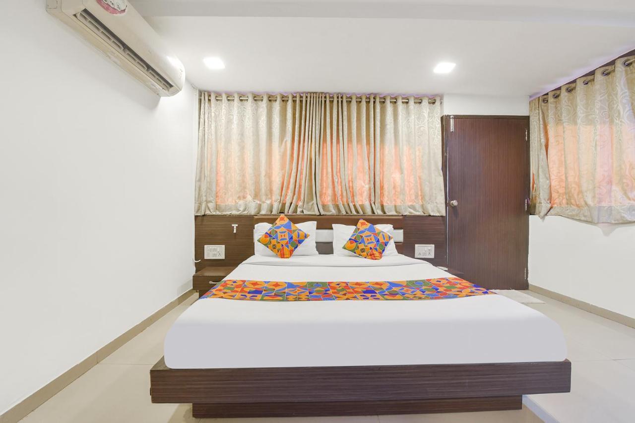 Fabhotel Skyland Αχμπανταμπάντ Εξωτερικό φωτογραφία